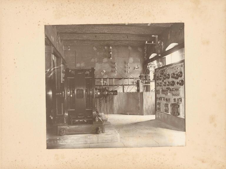 L'intérieur de la centrale du Cernon, à Chapareillan