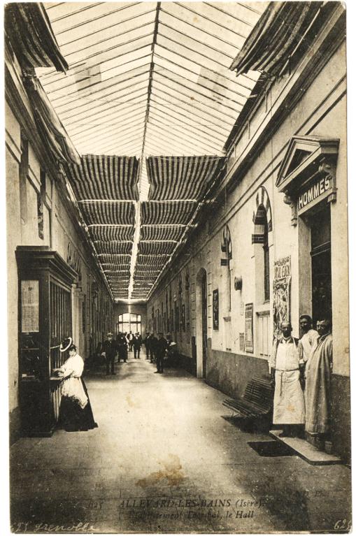 Hall de l'établissement thermal d'Allevard