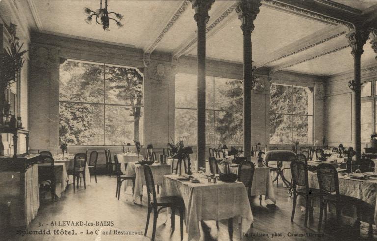 Grand restaurant de l'hôtel Le Splendid