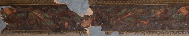 Galon de fleurs sur fond marron foncé