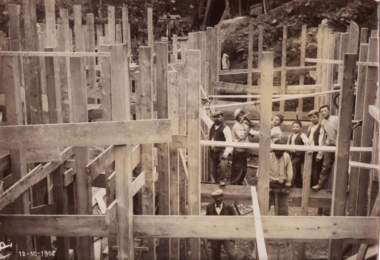 Chantier de la centrale de Pinsot