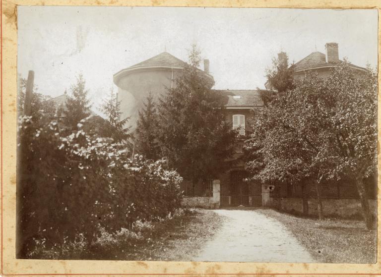 Entrée du château Bayard