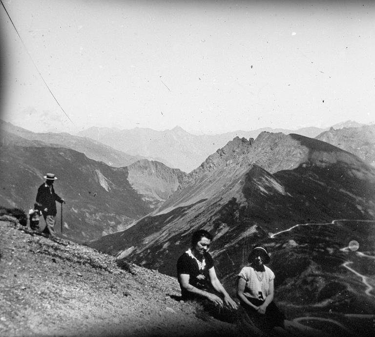 Promeneurs sur le Galibier