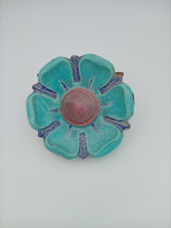 Élément de frise de la façade de l'ancien Casino d'Allevard