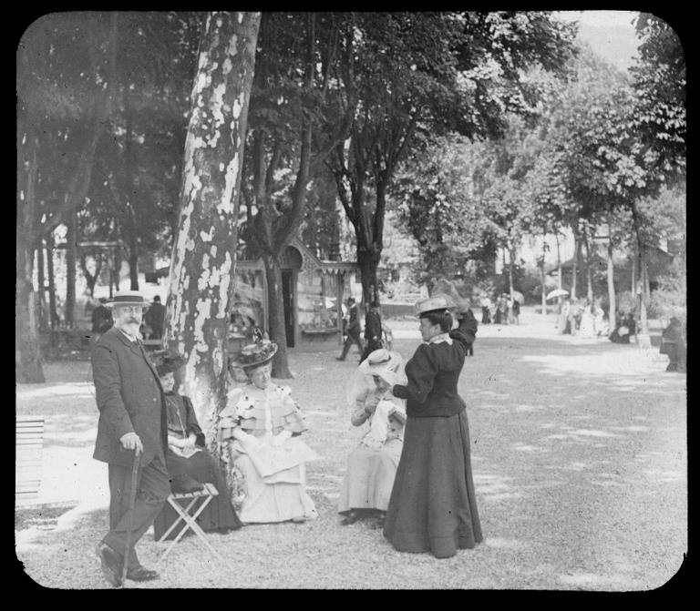 Allevard. Un coin du parc
