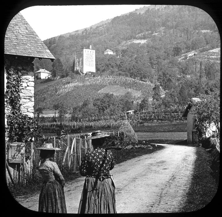 La tour du treuil à Allevard