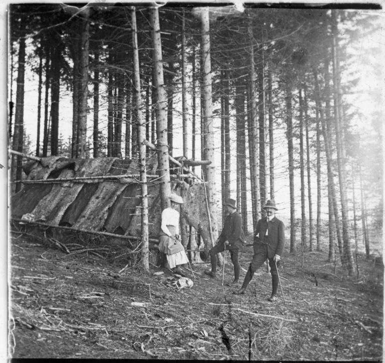 Pause cigarette dans la forêt de Bramefarine