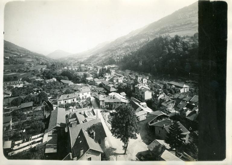Vue d'Allevard depuis le clocher de l'église Saint-Marcel