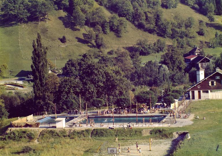Vue de la piscine municipale d'Allevard