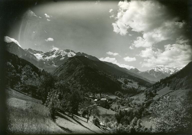 Pinsot. Station estivale et le massif des Sept-Laux Belle étoile