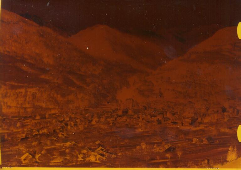 Vue d'Allevard, du massif et du Gleyzin