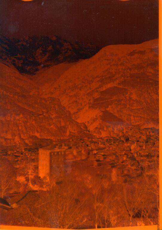 Vue d'Allevard depuis Bramefarine. La Tour du Treuil et le Gleyzin