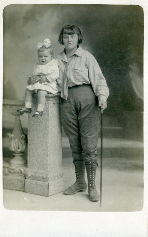 Portrait d'une femme et d'un fillette