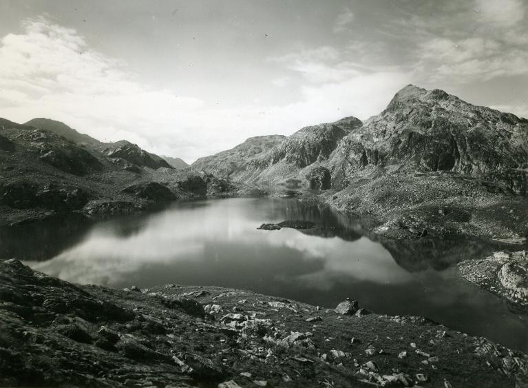 Vue d'un lac des Sept Laux