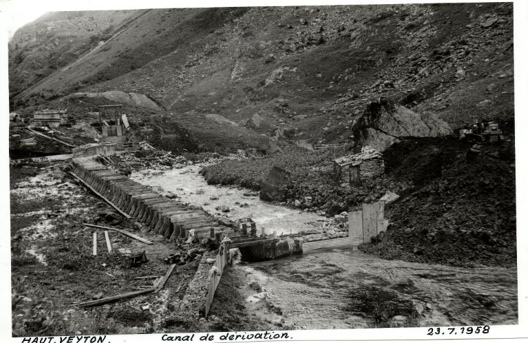 Canal de dérivation Haut Veyton