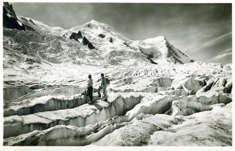 Chamonix, Caravane sur le glacier du Mont-Blanc