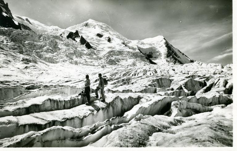 Chamonix, Caravane sur le glacier du Mont-Blanc