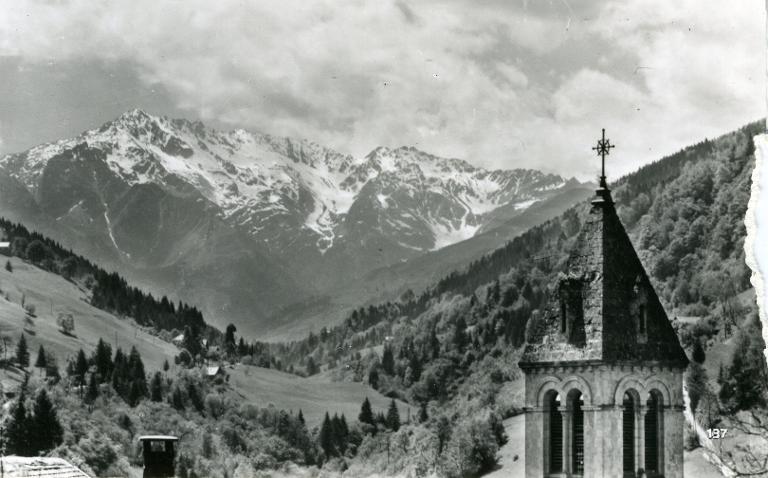 Le massif des Sept-Laux. Belle-Étoile et clocher de Pinsot
