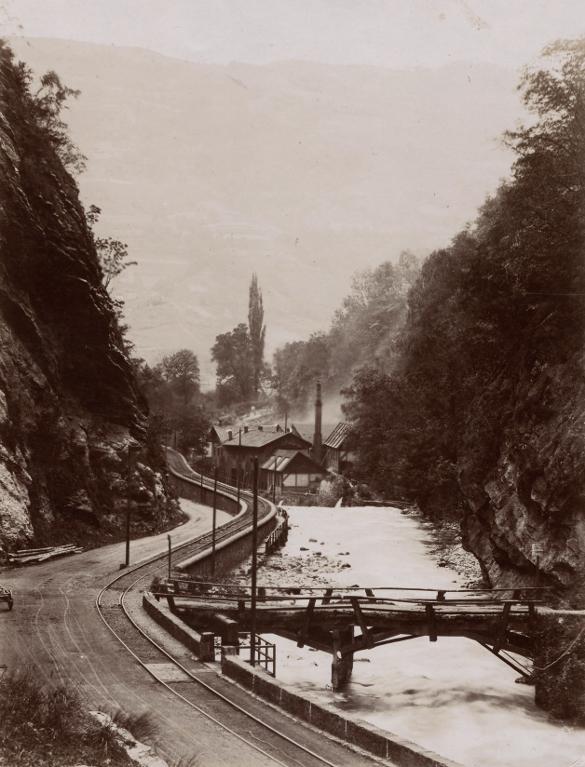 Site de Pomine vu de l'amont, le Bréda et le chemin de fer