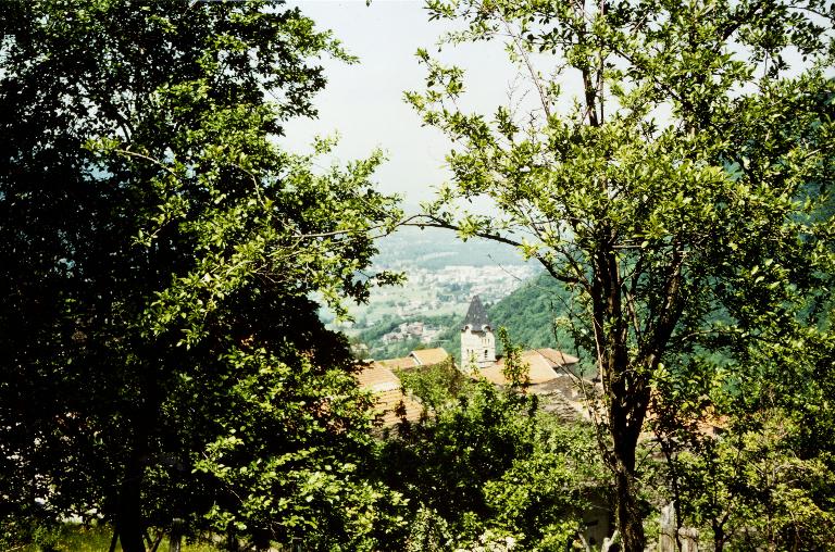 Vue du clocher de l'église du Moutaret