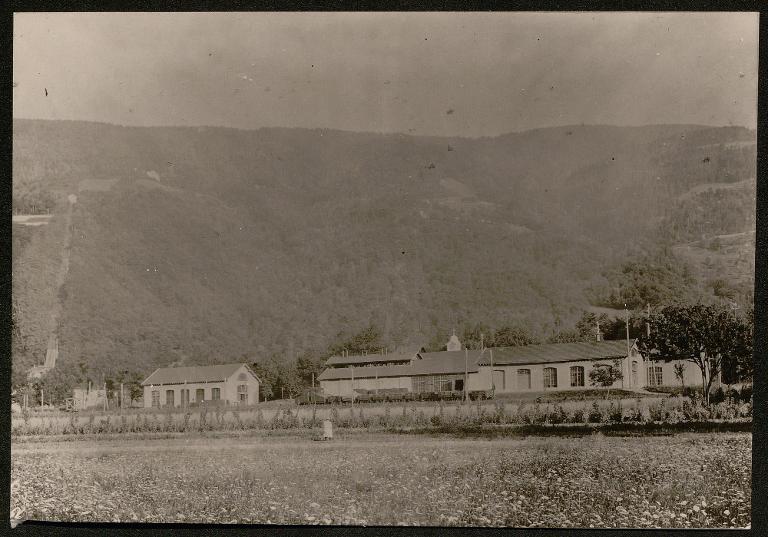 Vue des bâtiments de Champ-Sappey