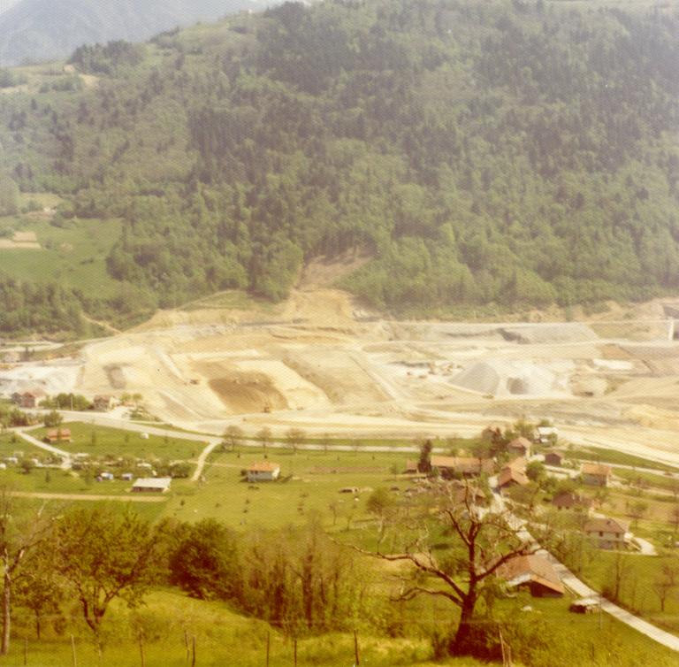 Chantier de l'aménagement de la STEP Arc-Isère : le site du bassin du Flumet