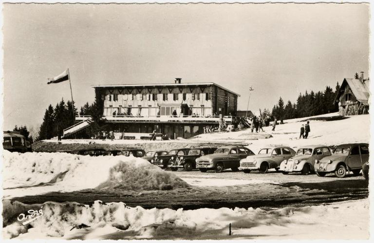 Le Collet d'Allevard en hiver. Chalet-hôtel Les Rhododendrons