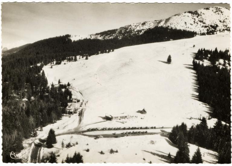 Vue aérienne de la station du Collet d'Allevard