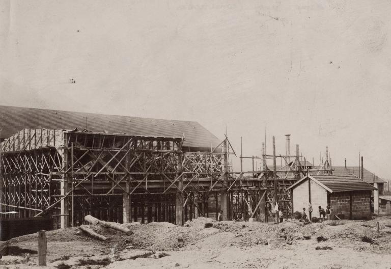 Chantier de construction de l'usine de Champ-Sappey