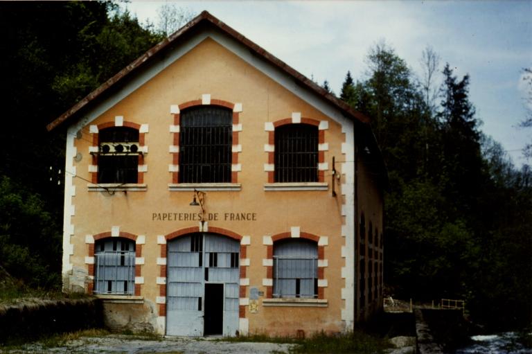 Vue de la centrale de Riondet