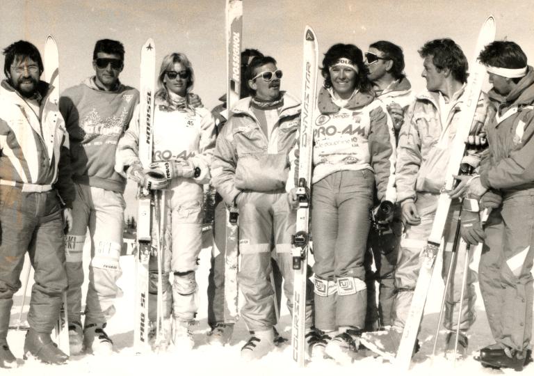 Groupe de skieurs à l'occasion d'une compétition