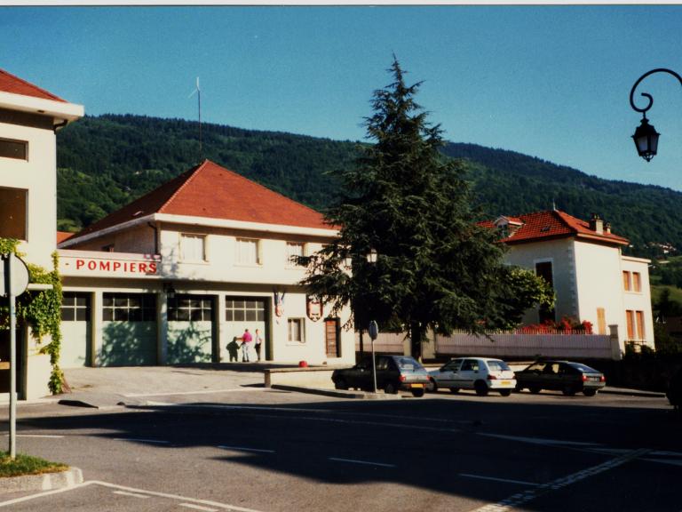 Vue de l'ancienne caserne des pompiers à Allevard