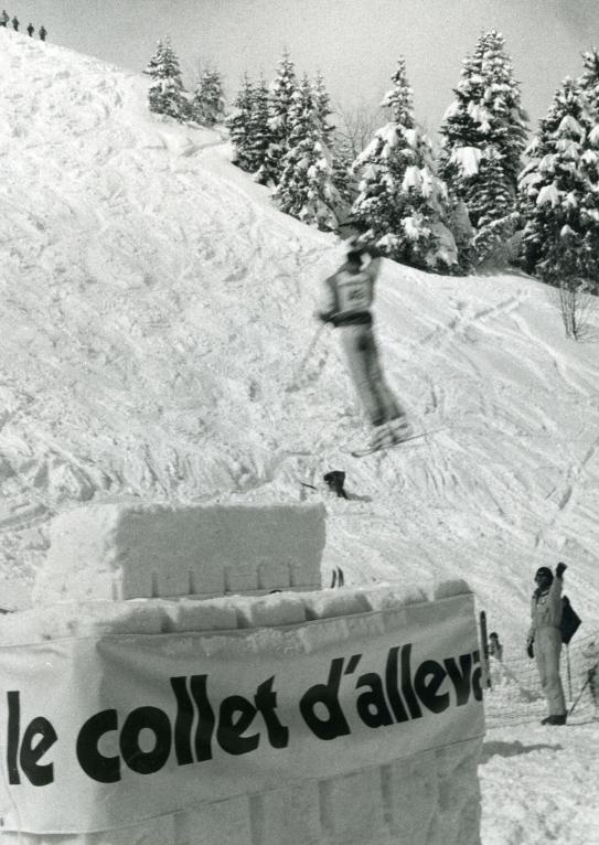 Ski acrobatique : saut 360°