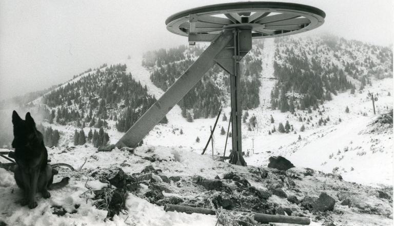 Chantier du télésiège de Grand-Paul : vue du pylône d'arrivée