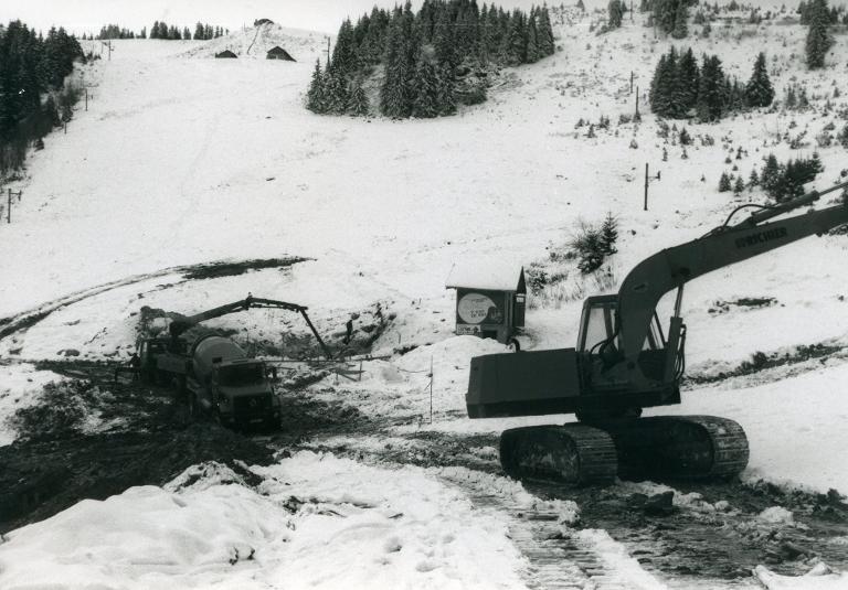 Chantier du télésiège de Grand-Paul : préparation du terrain