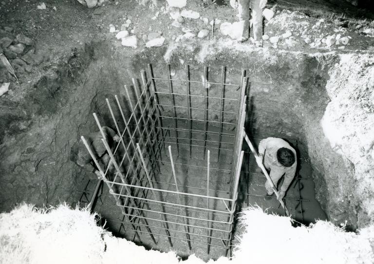 Chantier du télésiège de Grand-Paul : fondation des pylônes