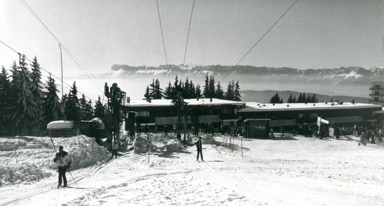 Le Collet d'Allevard : le téléski de malatrait et le Chamois d'or