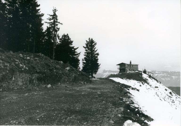 Vue de la gare d'arrivée du télésiège de Grand-Paul