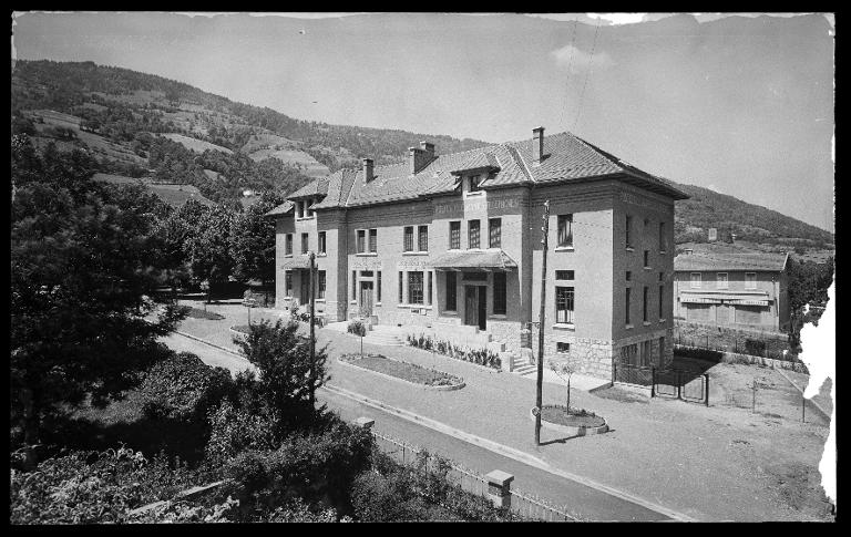 Allevard, l'hôtel des Administrations