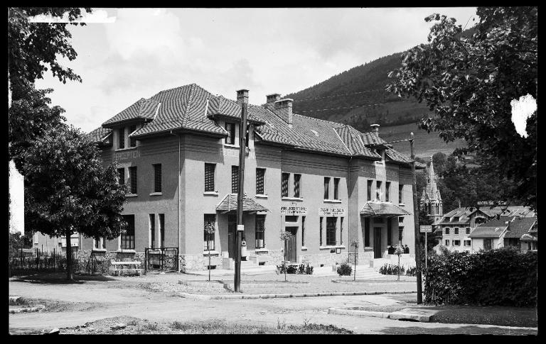 Allevard, l'hôtel des Administrations