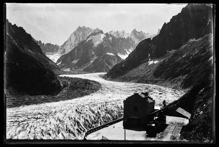 La Gare du Montenvers et la Mer de glace
