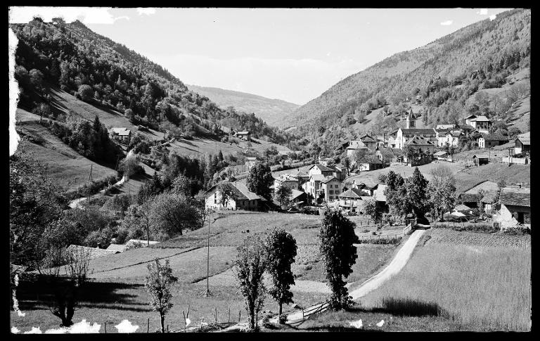 Le village de Pinsot