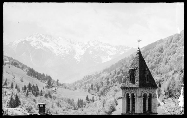 Le massif des Sept-Laux. Belle-Étoile et clocher de Pinsot