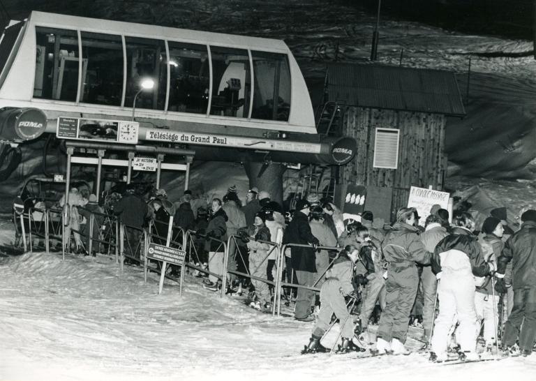 Ski nocturne au Collet d'Allevard : gare de départ du télésiège de Grand Paul