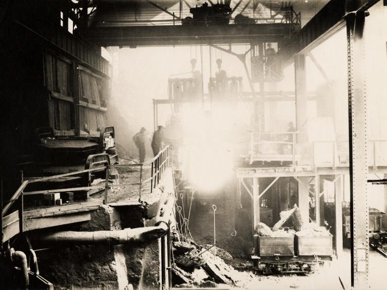 Usine de la Gorge, vue d'un four à arc électrique, dit 
