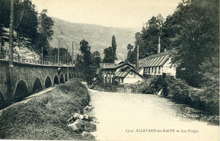 Vue de l'usine de Pomine et du chemin de fer