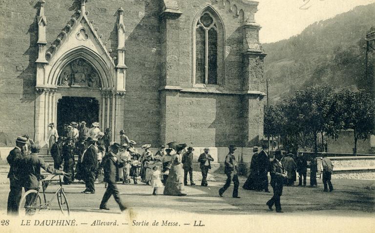Sortie de messe à Allevard
