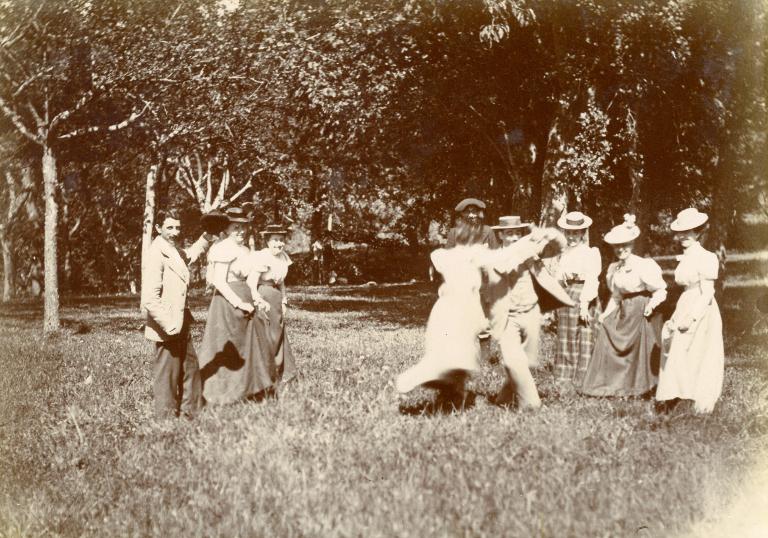 Rigodon à la Chapelle Blanche ou Villa Roux