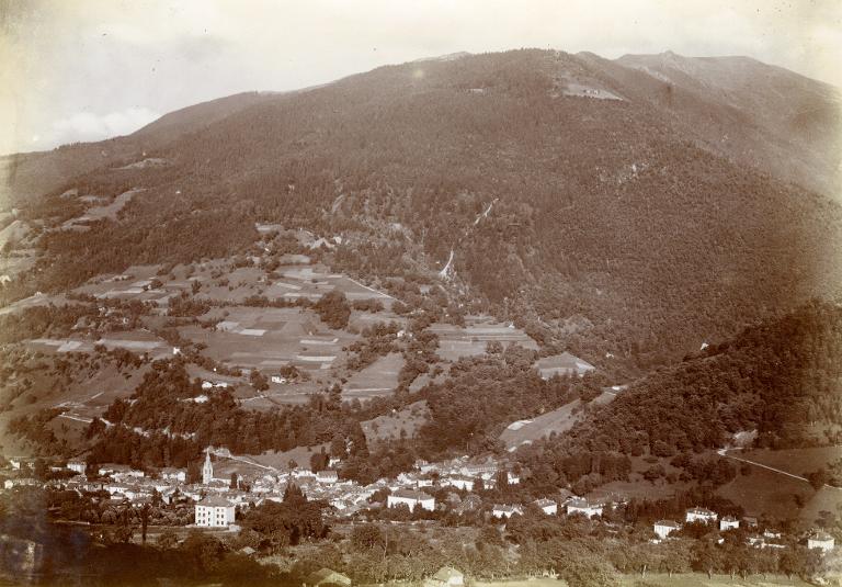 Vue d'Allevard depuis les hauteurs