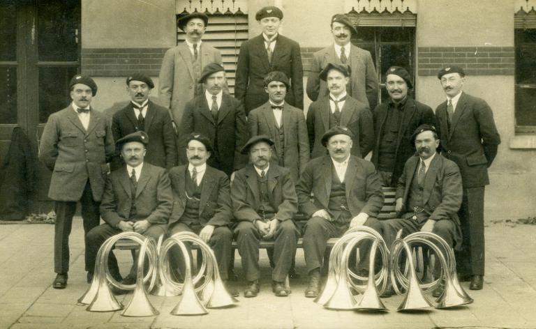 Les membres du Rallye Bréda - trompes de chasse d'Allevard